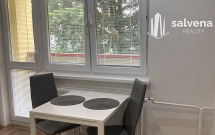 Zrekonštruovaný 2-izbový byt na prenájom v tichej lokalite