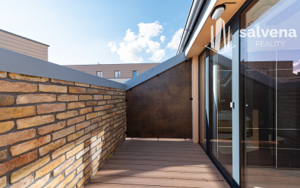 NA PRENÁJOM Dizajnový 2-izbový byt s terasou v centre Košíc