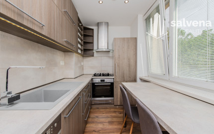 PRENAJATÉ Zariadený 3-izbový byt s loggiou – , Sídlisko II