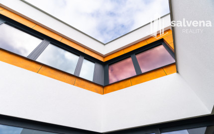 Reprezentatívny komerčný objekt pre firmu či ambulanciu