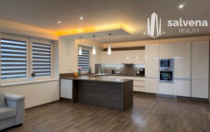 ÚŽASNÝ 4-IZBOVÝ BUNGALOV,  KTORÝ MÁ VŠETKO, ČO  HĽADÁTE