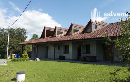 Unikátny 9-izbový Rodinný dom v srdci Veľkého Šariša.