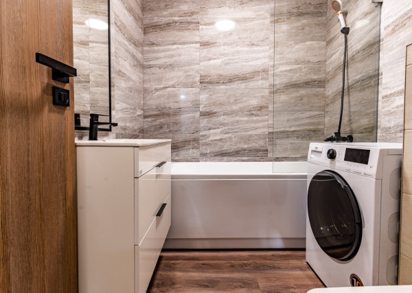 PRENAJATÉ Zariadený 2-i byt v novostavbe s balkónom – Trnkov