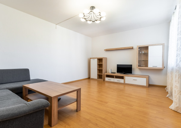 PRENAJATÉ Zariadený 3-izbový byt s loggiou – Sabinov