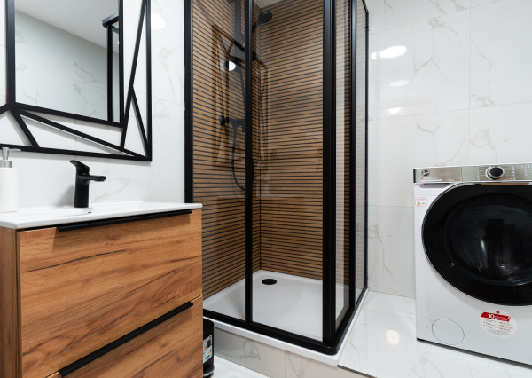 PRENAJATÉ Zariadený 3-izbový byt s loggiou – Sabinov