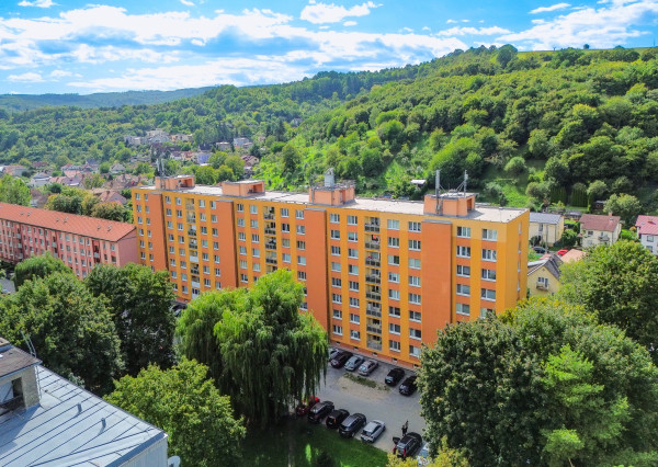 PRENAJATÉ Zariadený 2-izbový byt s lodžiou – Sídlisko II