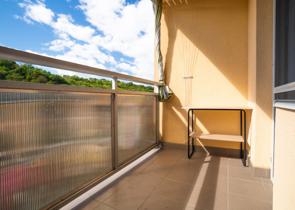 PRENAJATÉ Zariadený 2-izbový byt s lodžiou – Sídlisko II