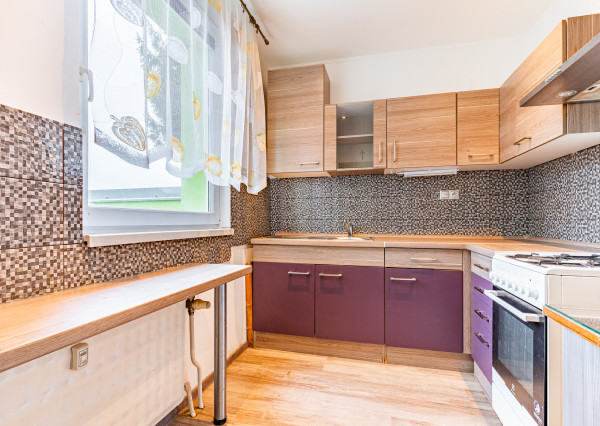 4 -izbový byt 88 m² + loggia, Popradská - Sekčov