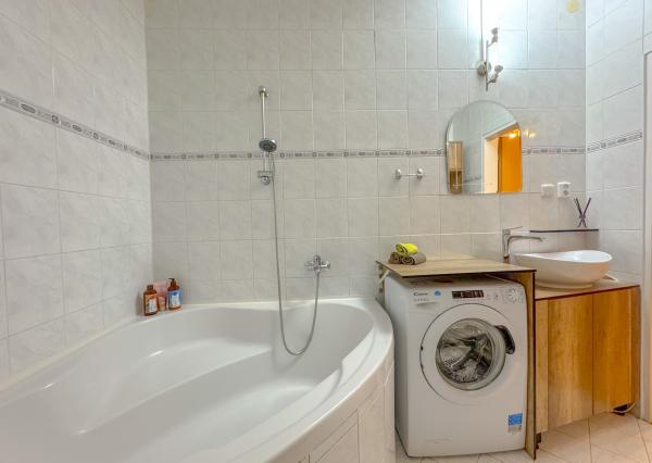 3 -izbový byt + loggia, Ďumbierska - Sekčov