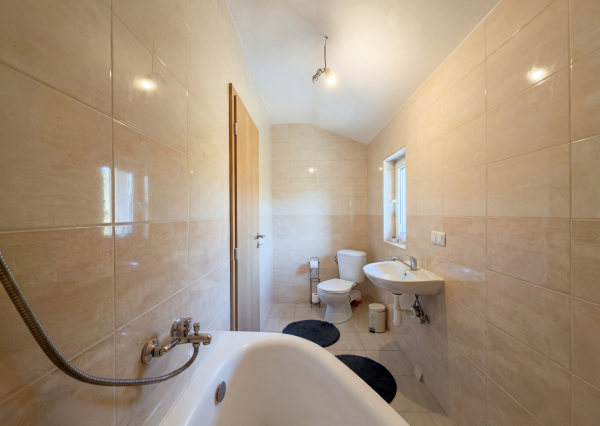 5 izbová Novostavba: Celoročná chata, Košická N. Ves- GEDER