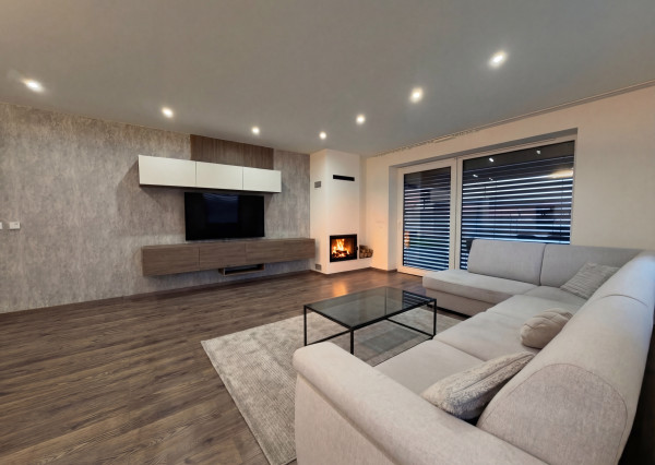 ÚŽASNÝ 4-IZBOVÝ BUNGALOV,  KTORÝ MÁ VŠETKO, ČO  HĽADÁTE