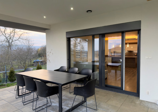 ÚŽASNÝ 4-IZBOVÝ BUNGALOV,  KTORÝ MÁ VŠETKO, ČO  HĽADÁTE